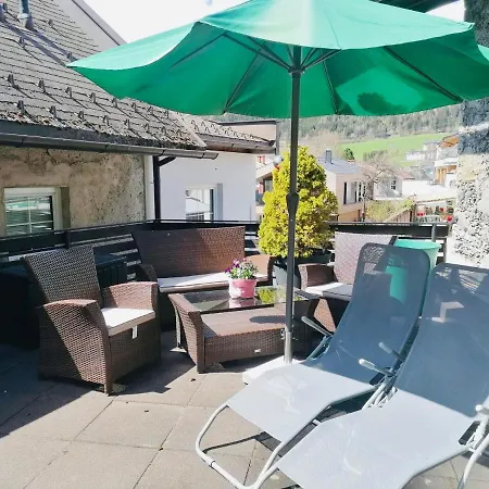 Vorstadtstub'n דירה *